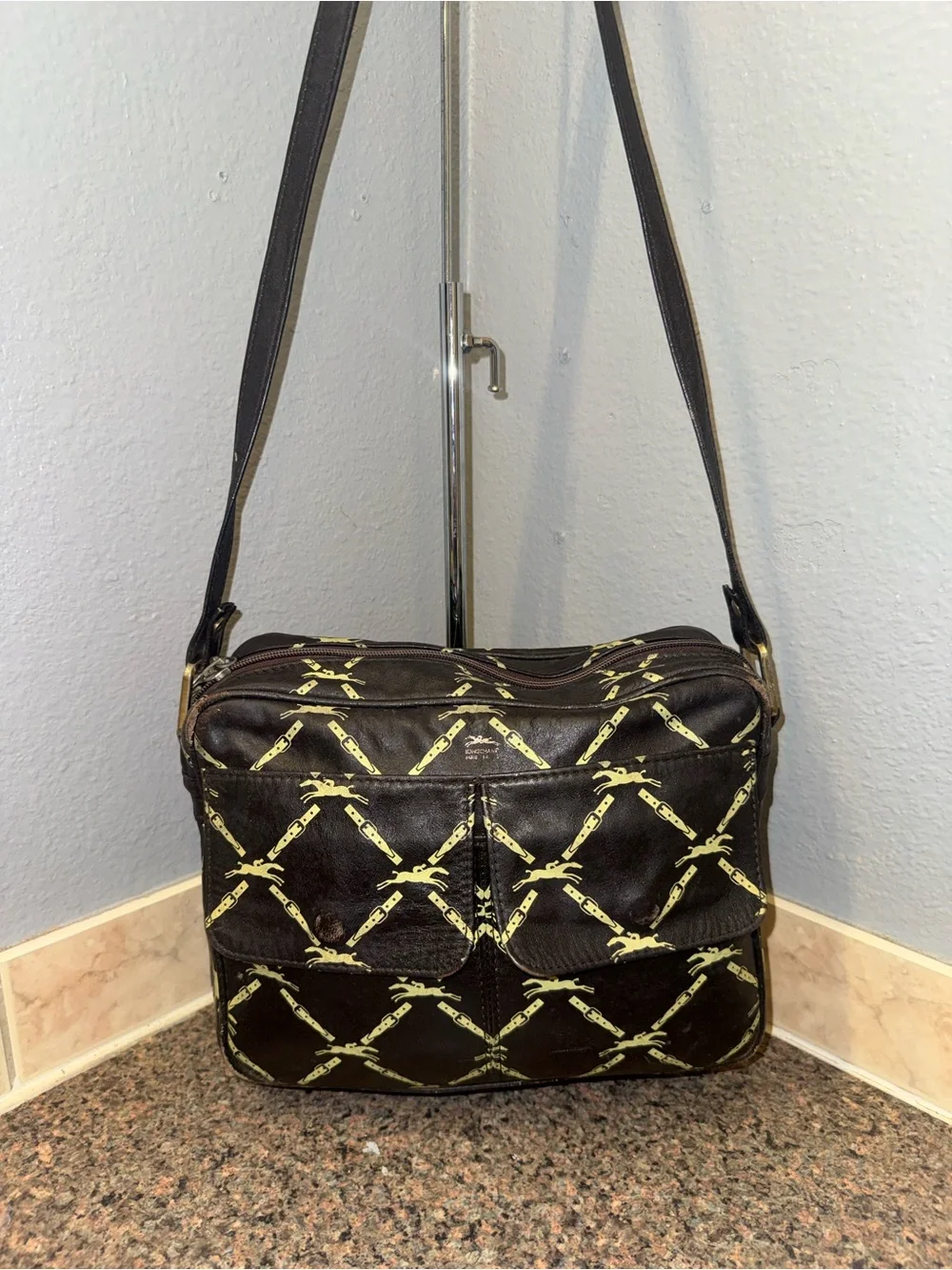 Longchamp authentic vintage equestrian Crossbody camera bag (collectors piece)